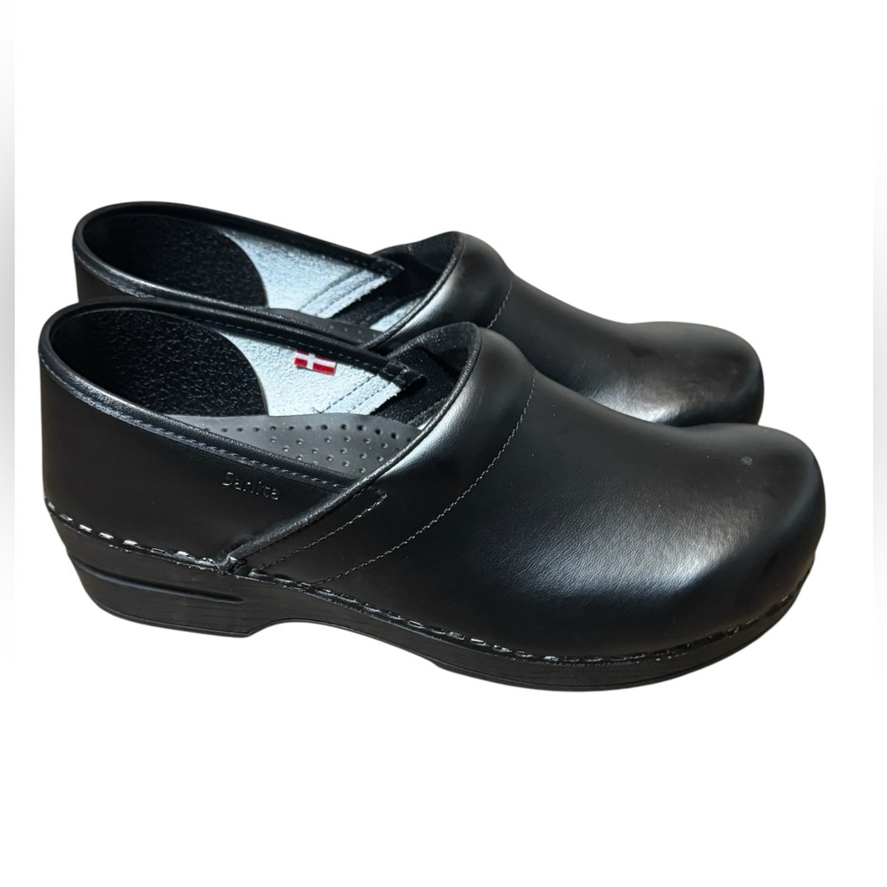 Sanita Black Leather Clogs Size 42 Slip Resistant Professional Unisex - Picture 3 of 10